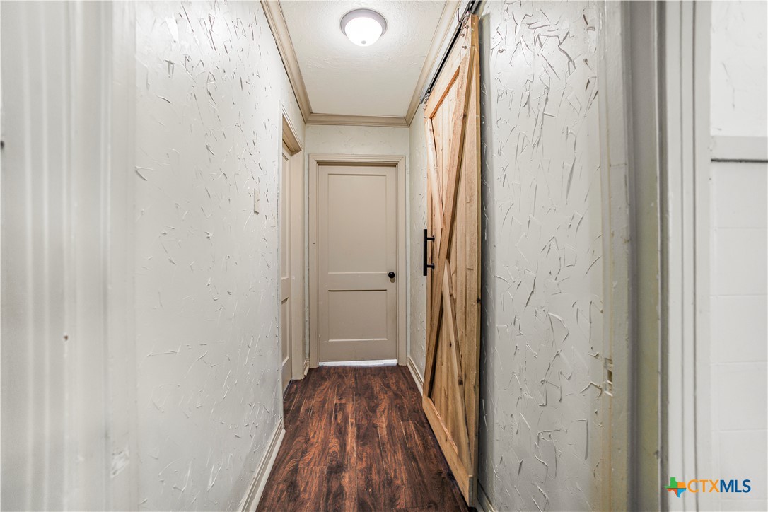 704 Maple Property Photo 11