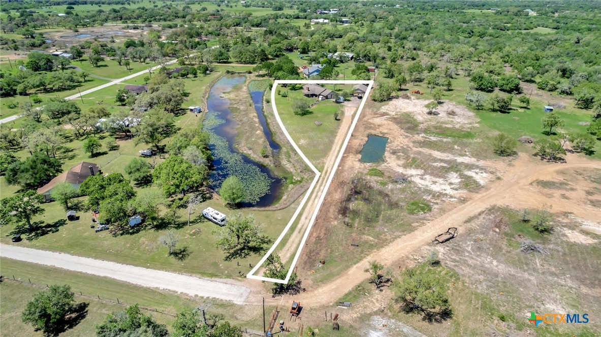 996 Carefree Drive Property Photo 19