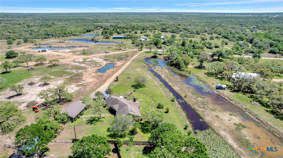 996 Carefree Drive Property Photo 22