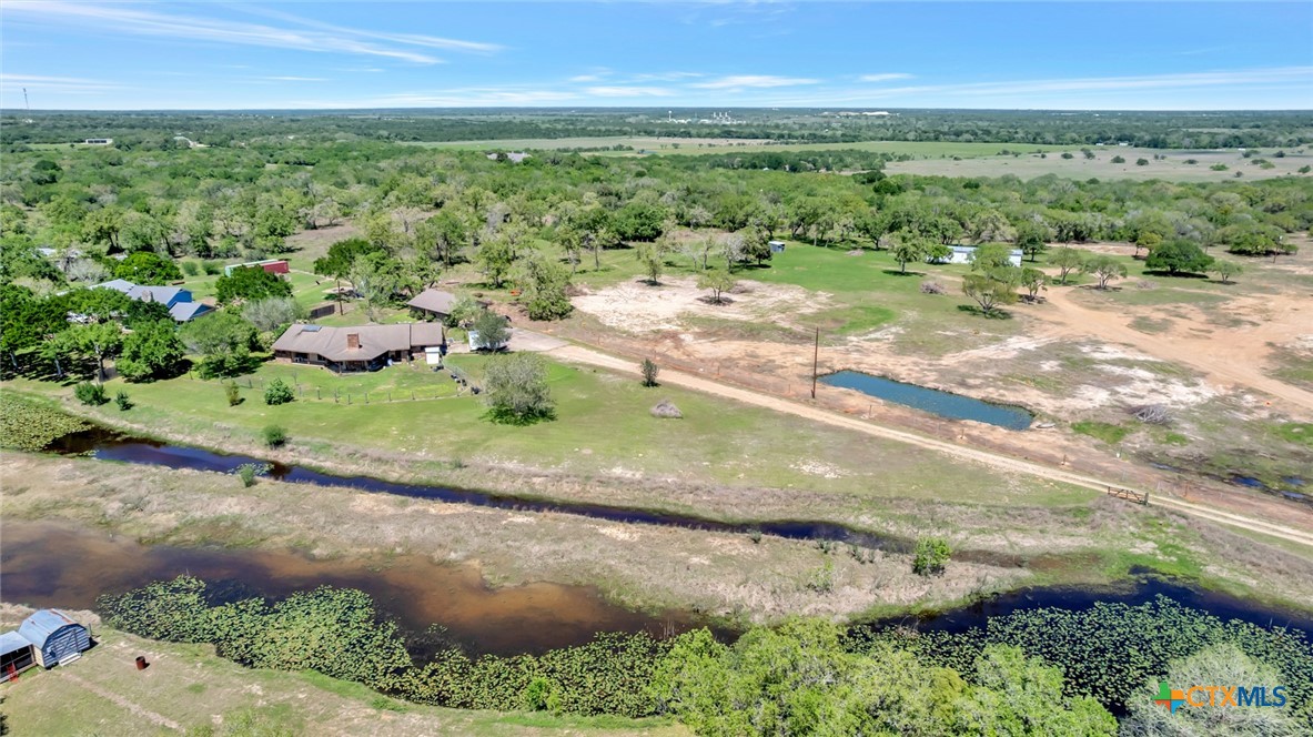 996 Carefree Drive Property Photo 23