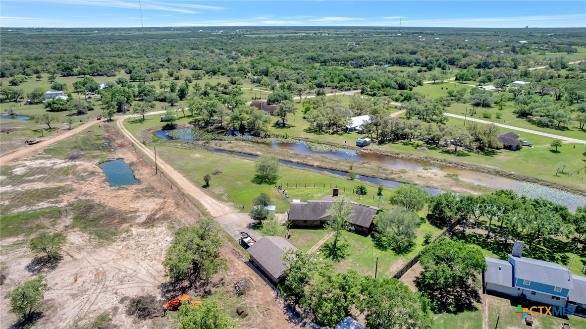 996 Carefree Drive Property Photo 25