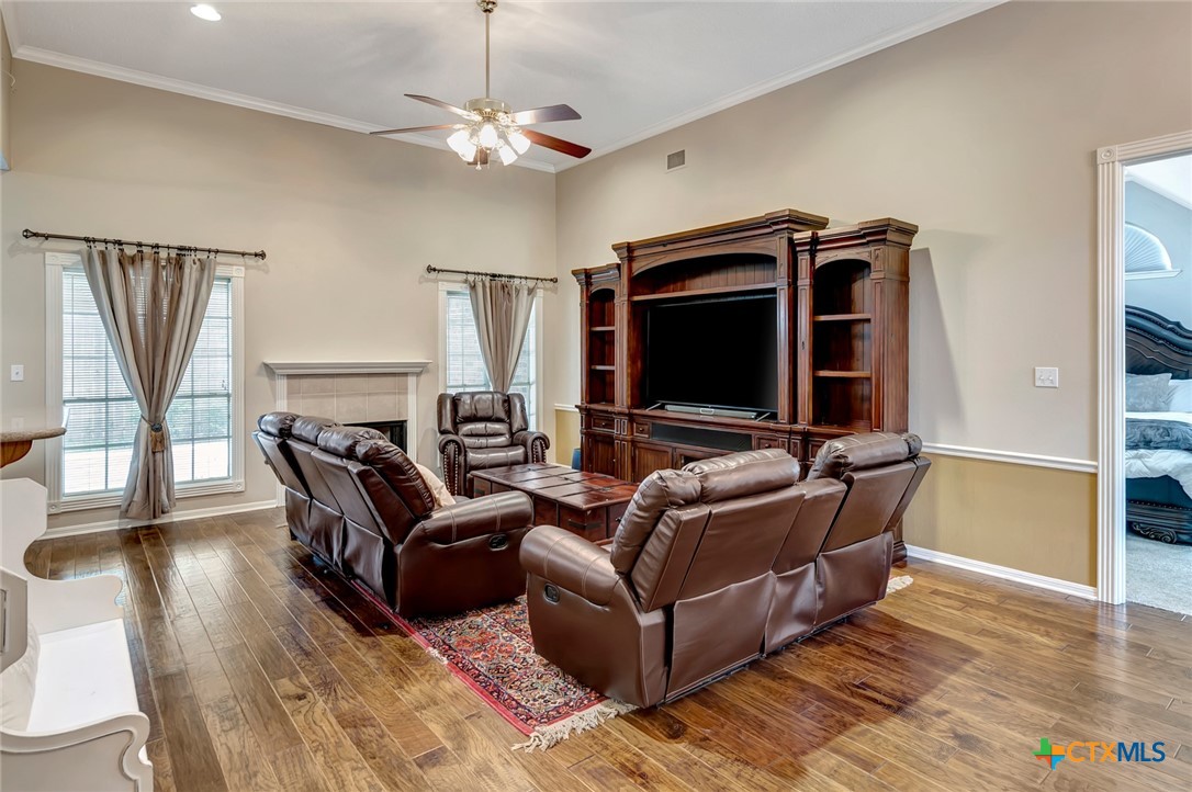 206 Summerwind Drive Property Photo 8