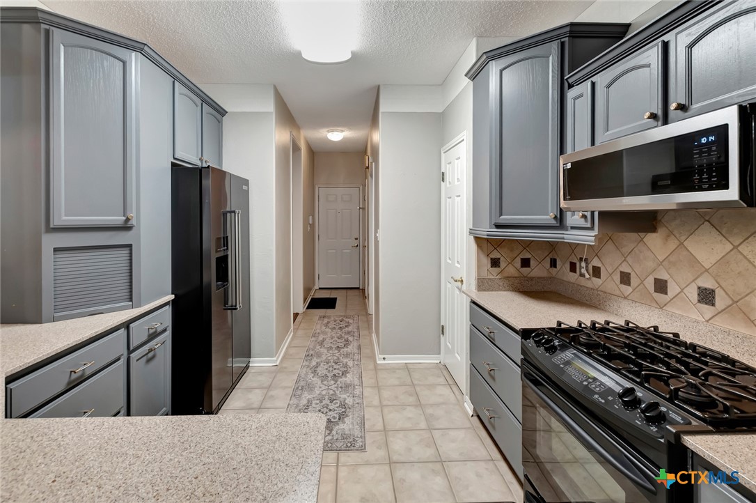 206 Summerwind Drive Property Photo 11