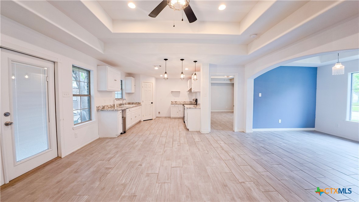 513 Lincoln Street Property Photo 4