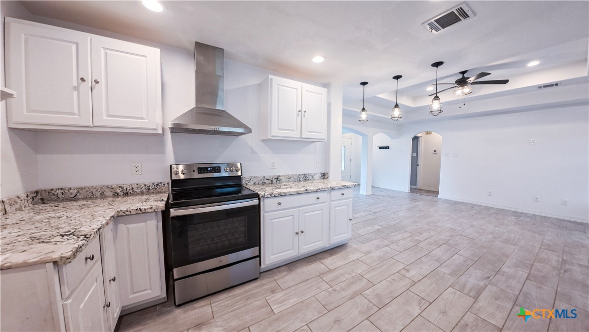 513 Lincoln Street Property Photo 13