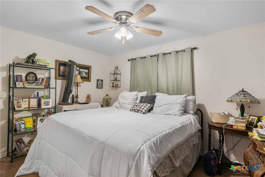 374 & 376 Navidad Property Photo 13