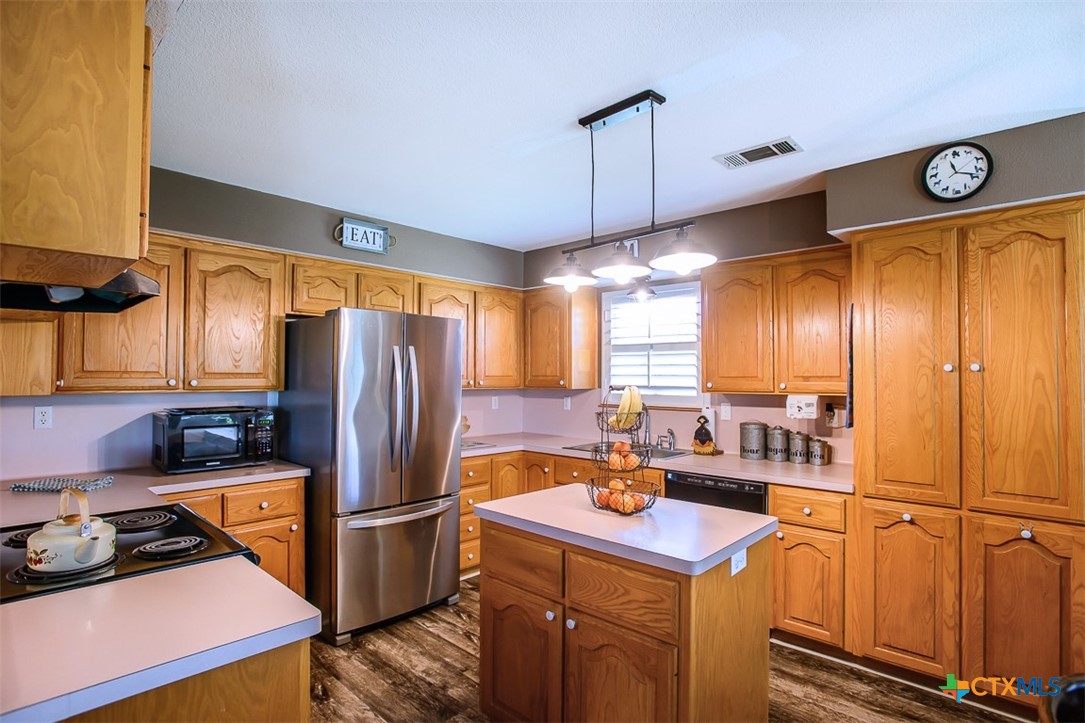 296 Cross Timbers Lane Property Photo 11