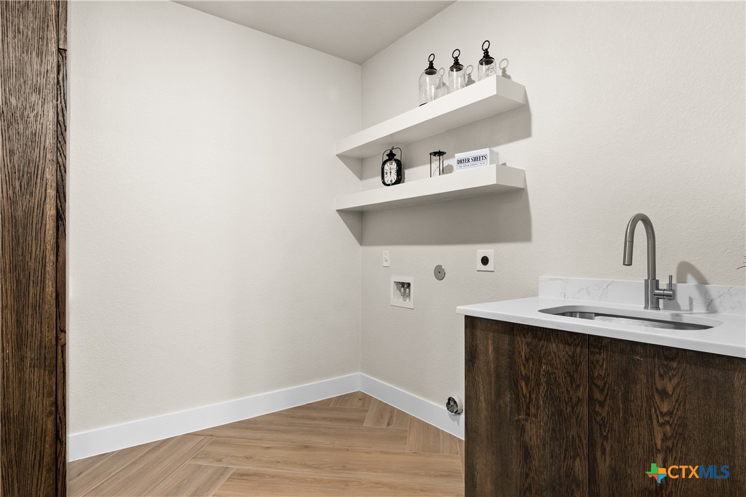 549 County Road 3152 Property Photo 26