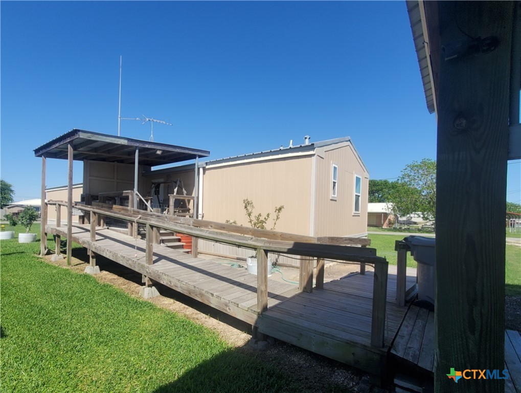 1301 W St. Louis Avenue Property Photo
