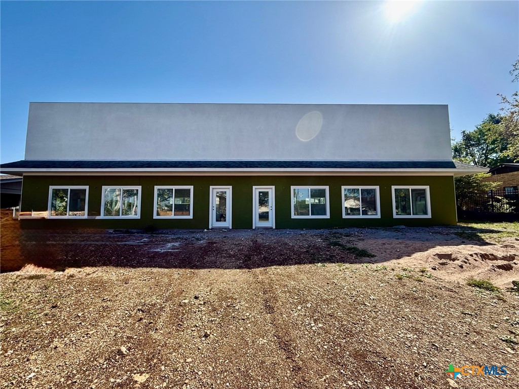 100 Paula Lane Property Photo 1