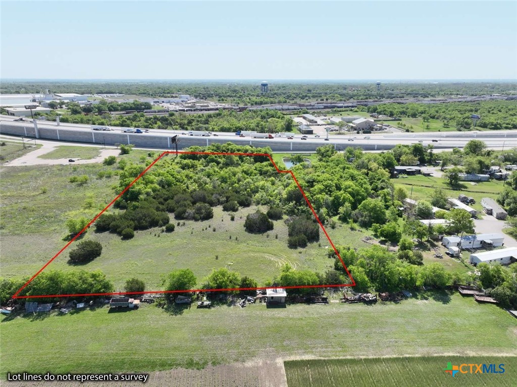 1902 N General Bruce Drive Property Photo 4