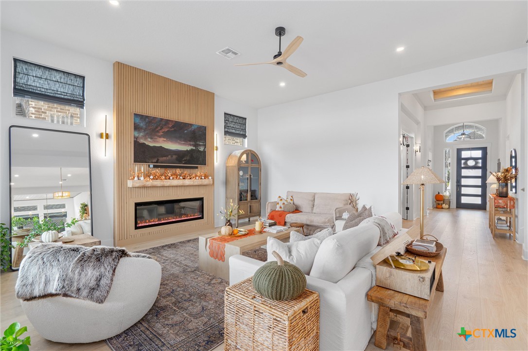 608 Mallow Road Property Photo 8