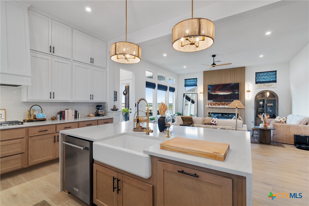 608 Mallow Road Property Photo 10