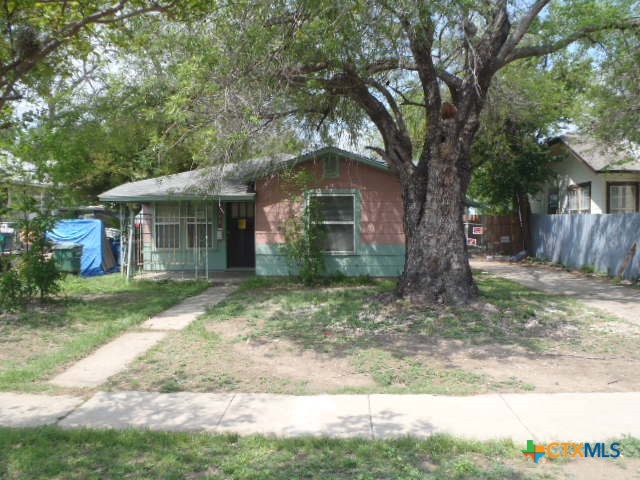 335 Hot Wells Boulevard Property Photo 1