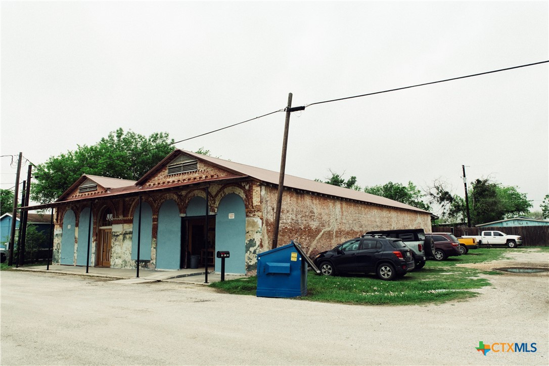 75 Main Street Property Photo 10