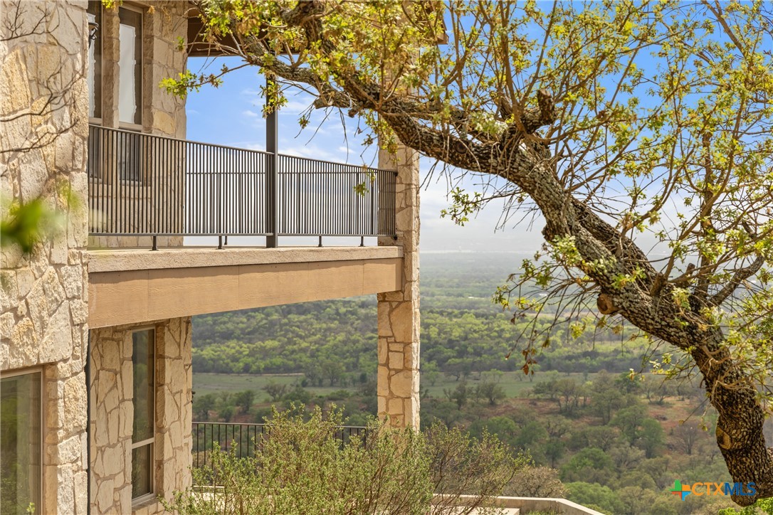 1900 County Road 120a Property Photo 6