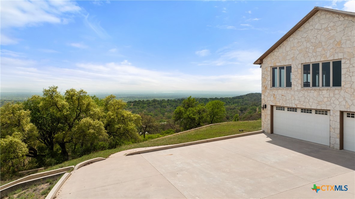 1900 County Road 120a Property Photo 11