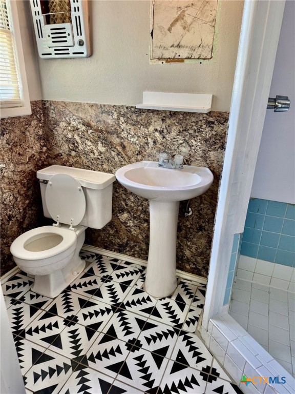 702 E Rosebud Avenue Property Photo 20