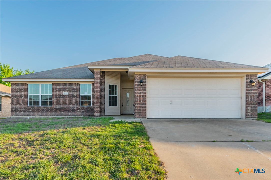 3508 Dewitt County Court Property Photo 1