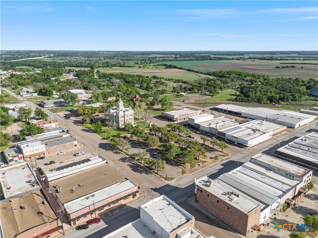 107 W Main Street Property Photo 2