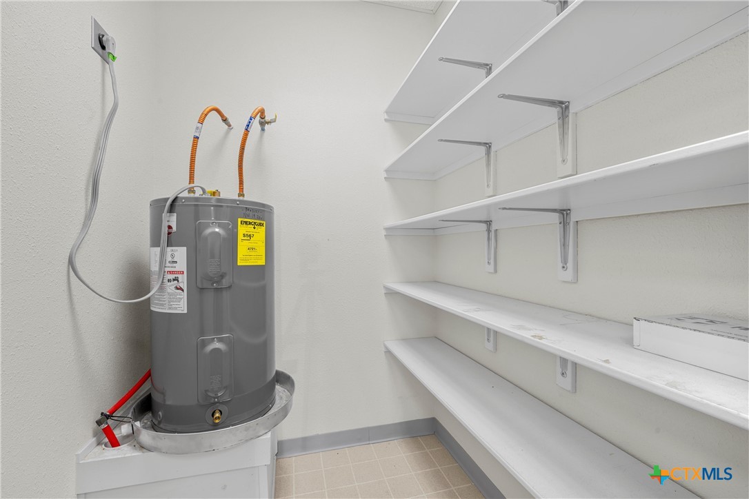 107 W Main Street Property Photo 14