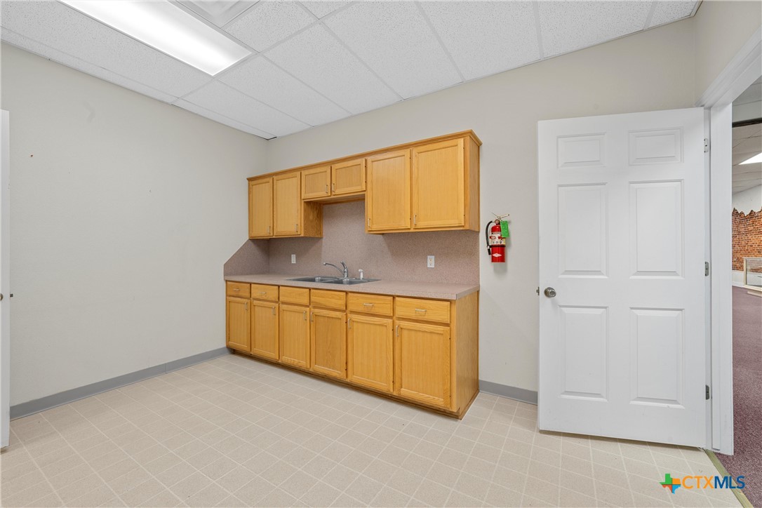 107 W Main Street Property Photo 16