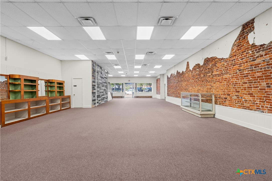 107 W Main Street Property Photo 21