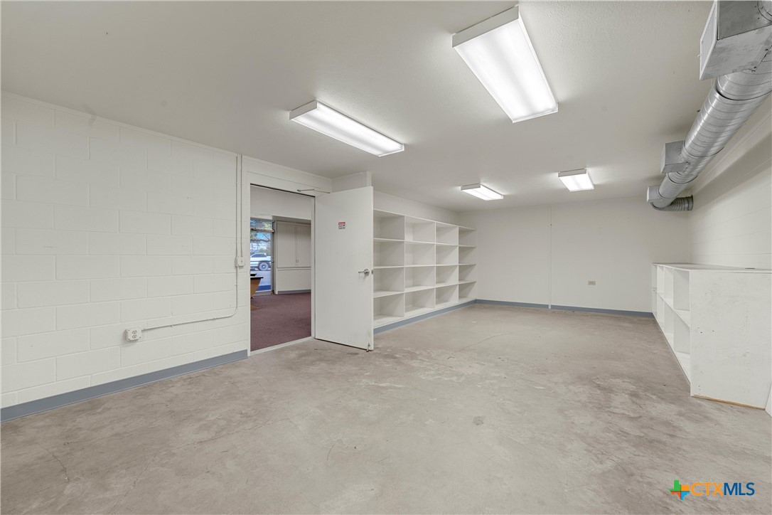 107 W Main Street Property Photo 29