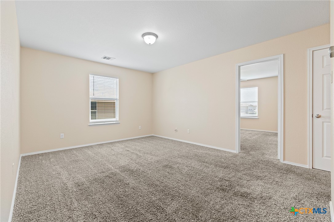 9305 Devonshire Court Property Photo 17