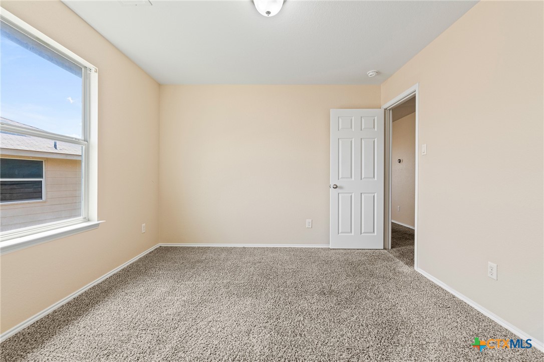9305 Devonshire Court Property Photo 19