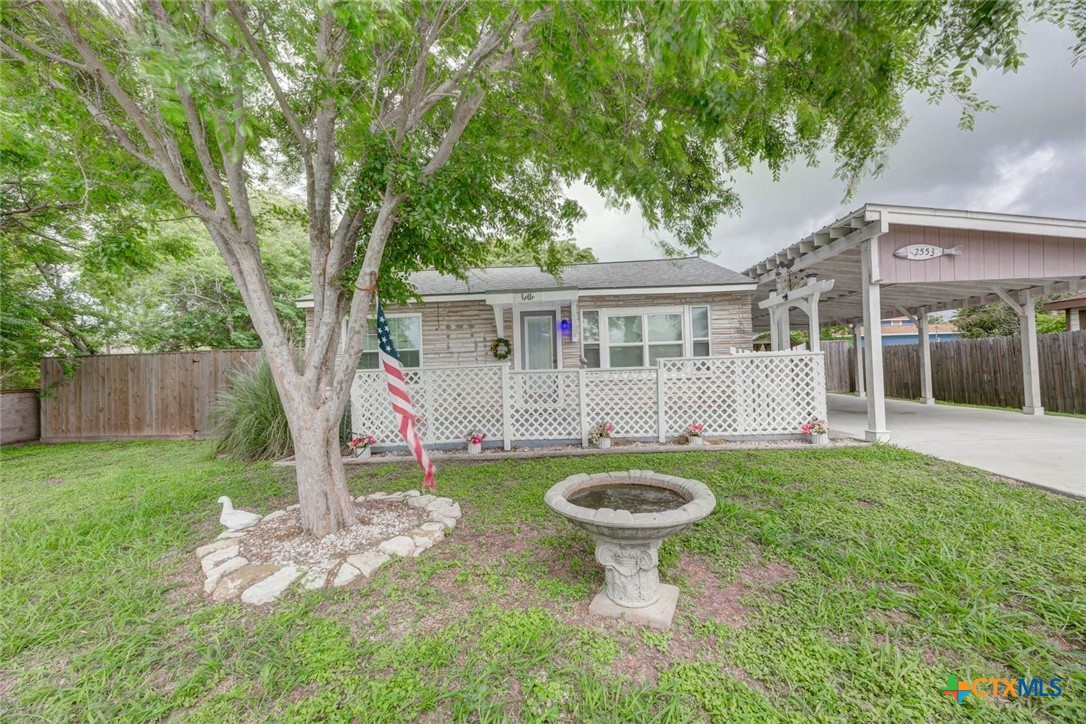 2553 Avenue C Property Photo 1
