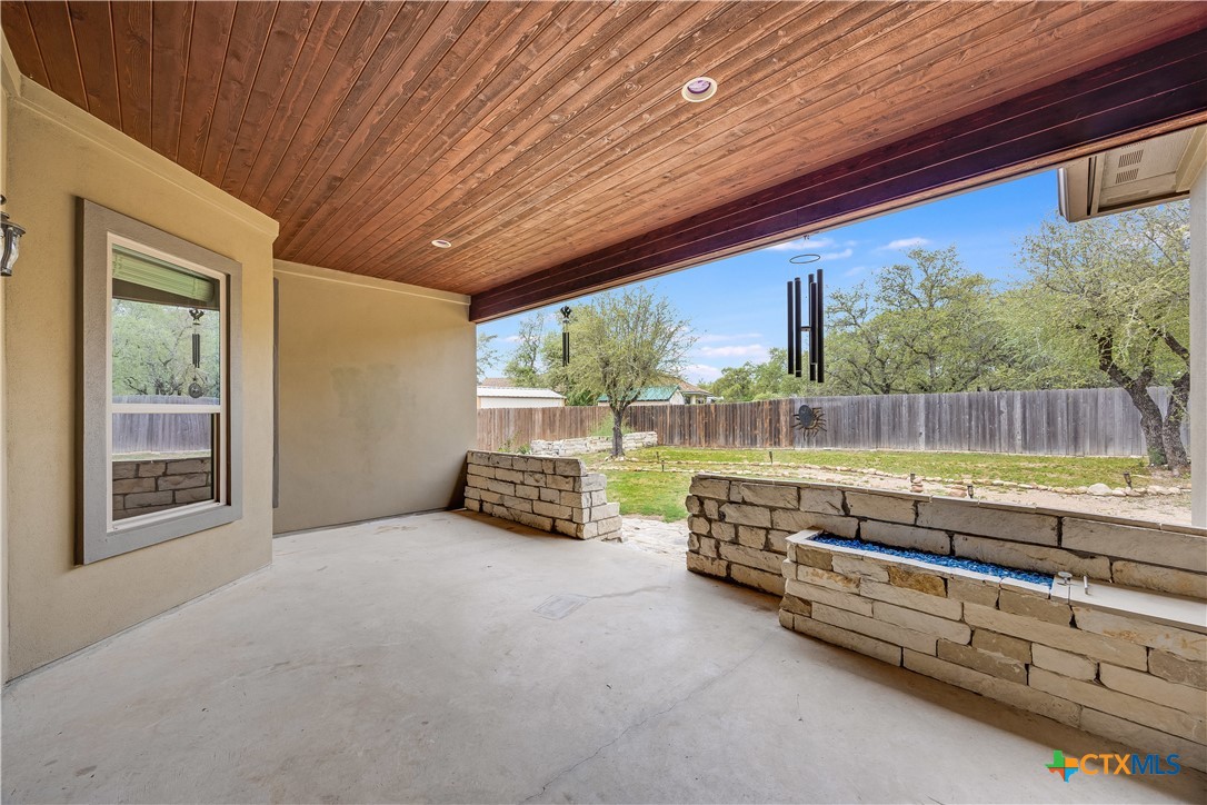 21434 Lakefront Drive Property Photo