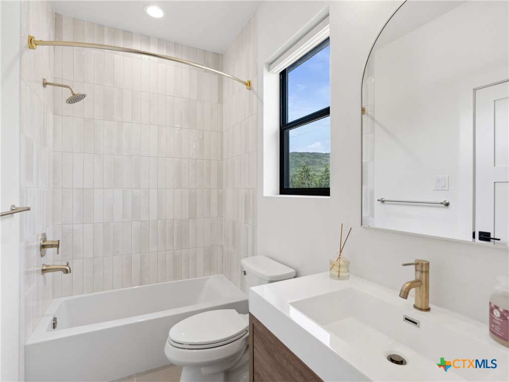 148 Elm Cove Drive Property Photo 29