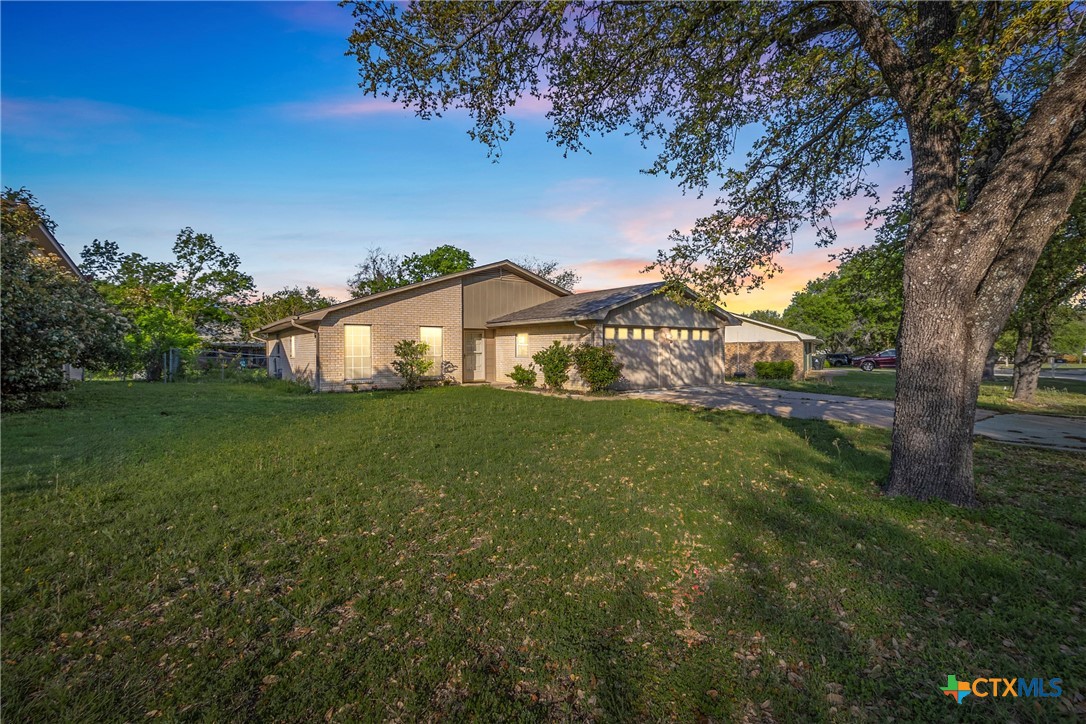 3913 Chisholm Trail Property Photo