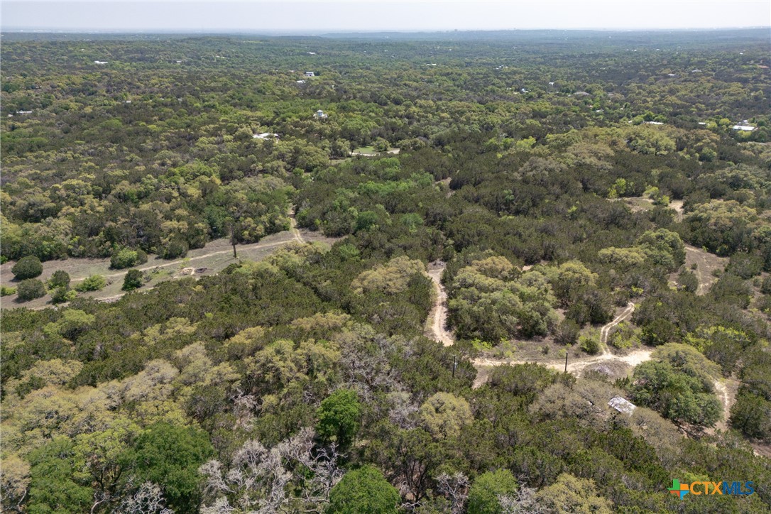 901 Piedras Pass Property Photo 14