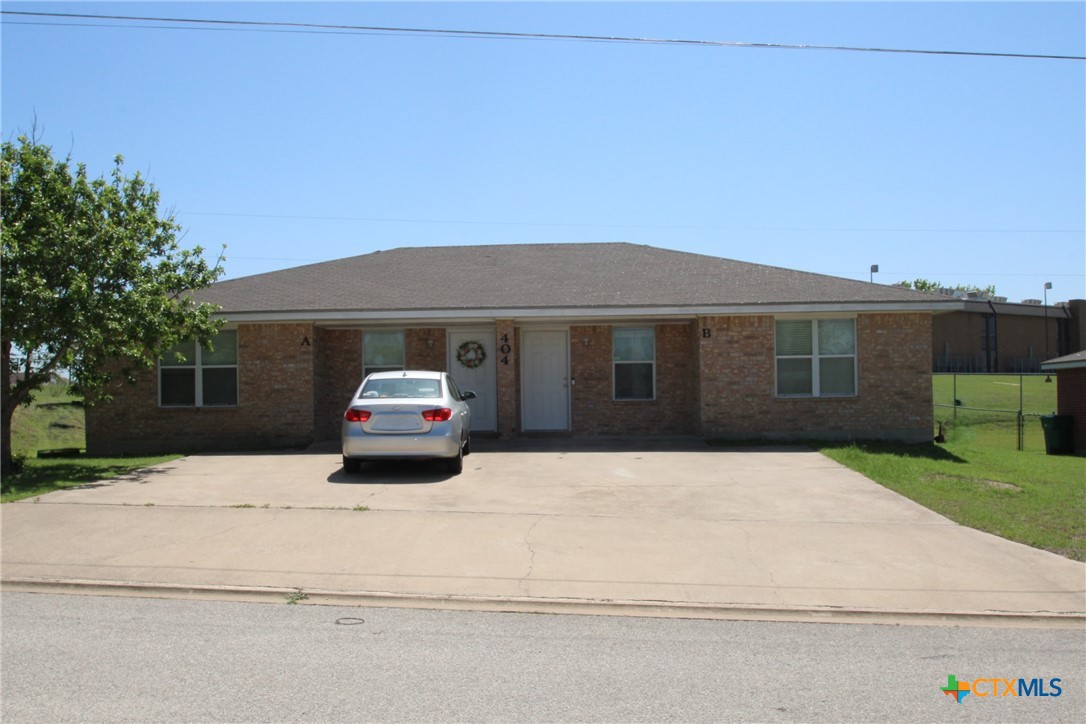 404 Justin Lane Property Photo 2