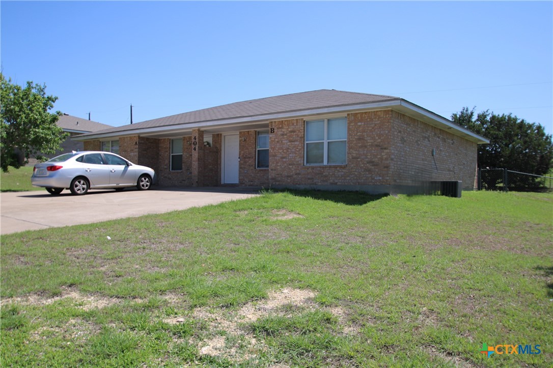 404 Justin Lane Property Photo 3