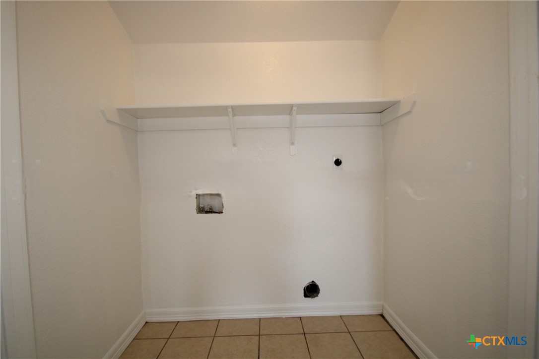 404 Justin Lane Property Photo 12