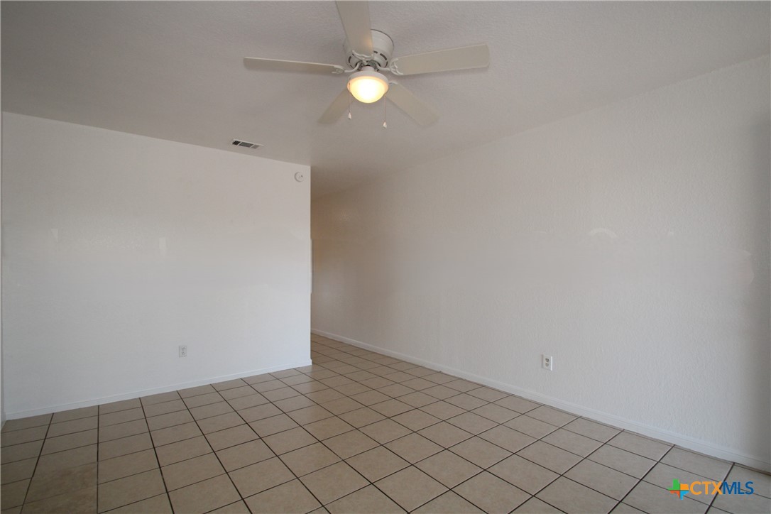 404 Justin Lane Property Photo 15