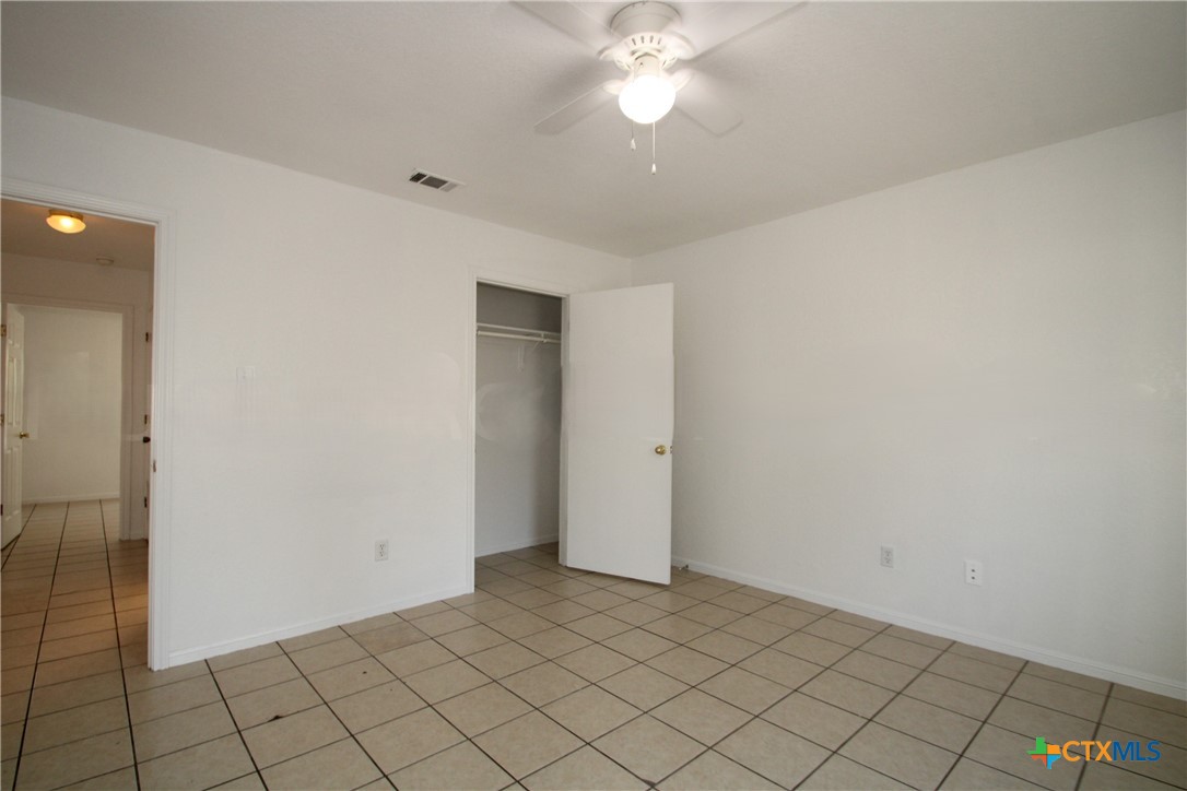 404 Justin Lane Property Photo 18