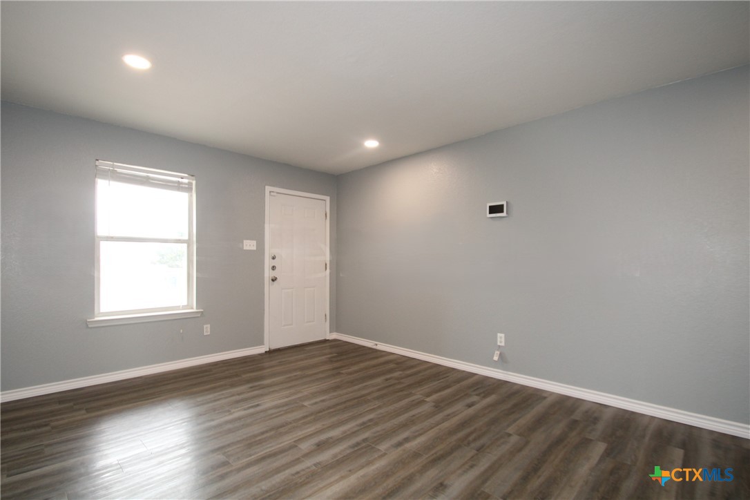 404 Justin Lane Property Photo 28