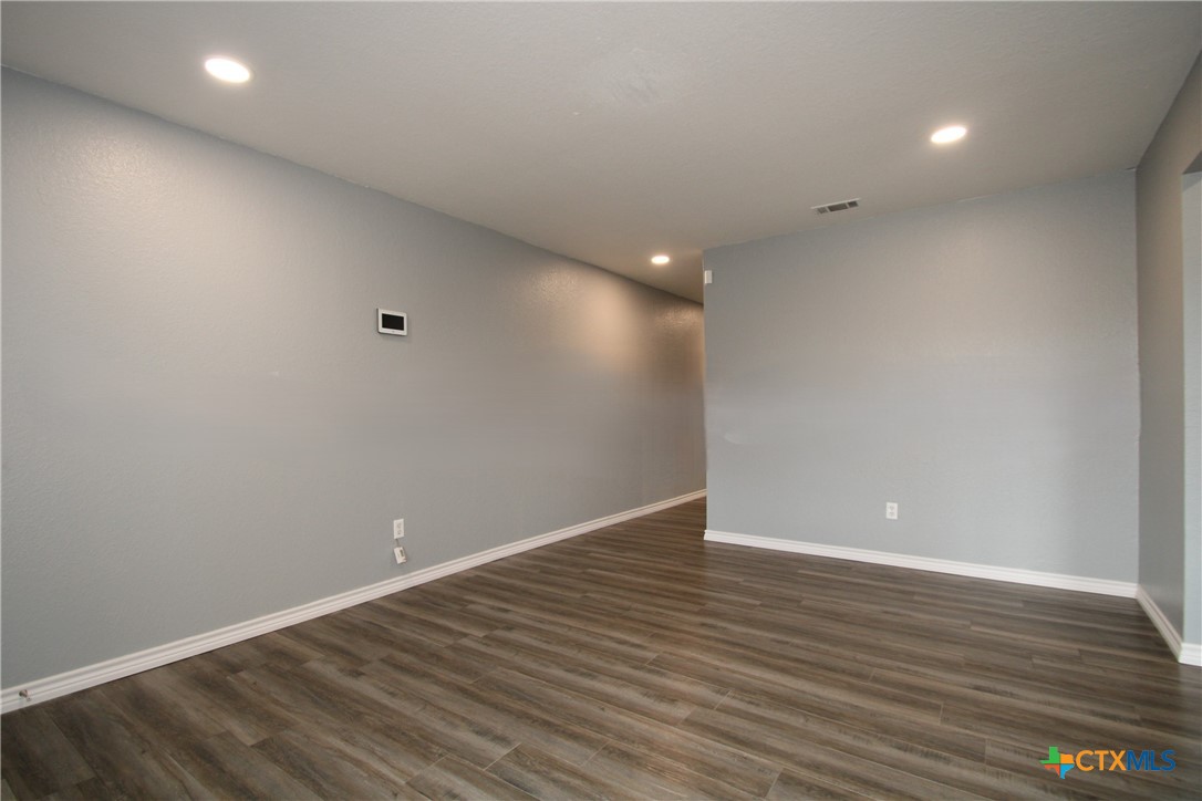 404 Justin Lane Property Photo 29