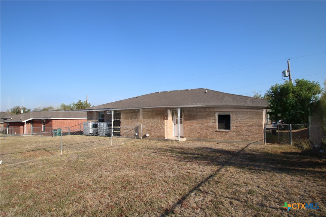 404 Justin Lane Property Photo 34