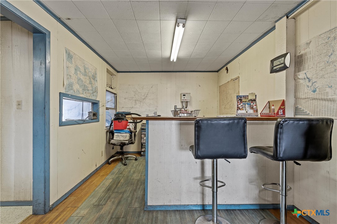 201 W Oak Street Property Photo 34