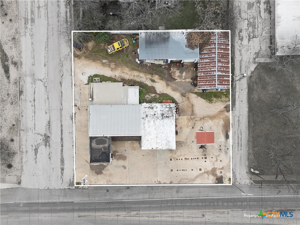 201 W Oak Street Property Photo 42