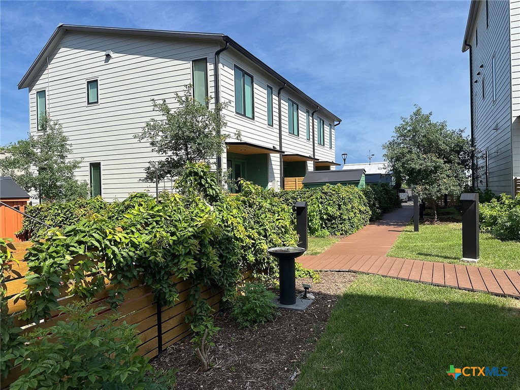 105 Lively Lane B Property Photo 15