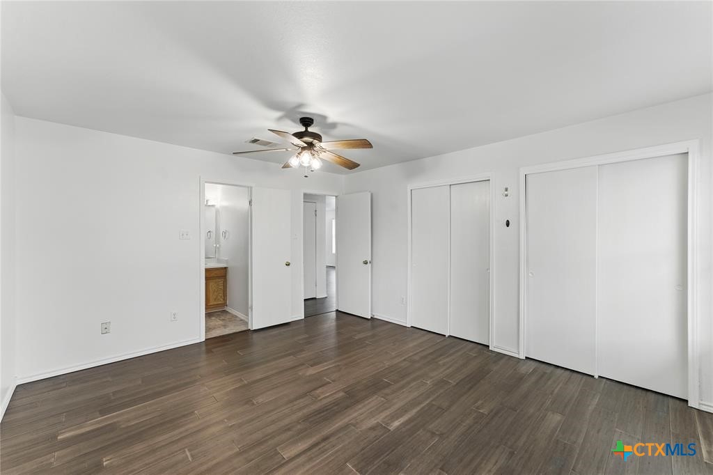 3107 Crownover Street Property Photo 14