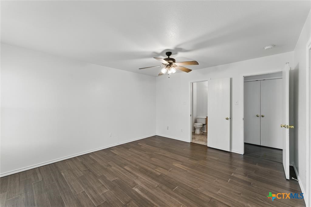 3107 Crownover Street Property Photo 17