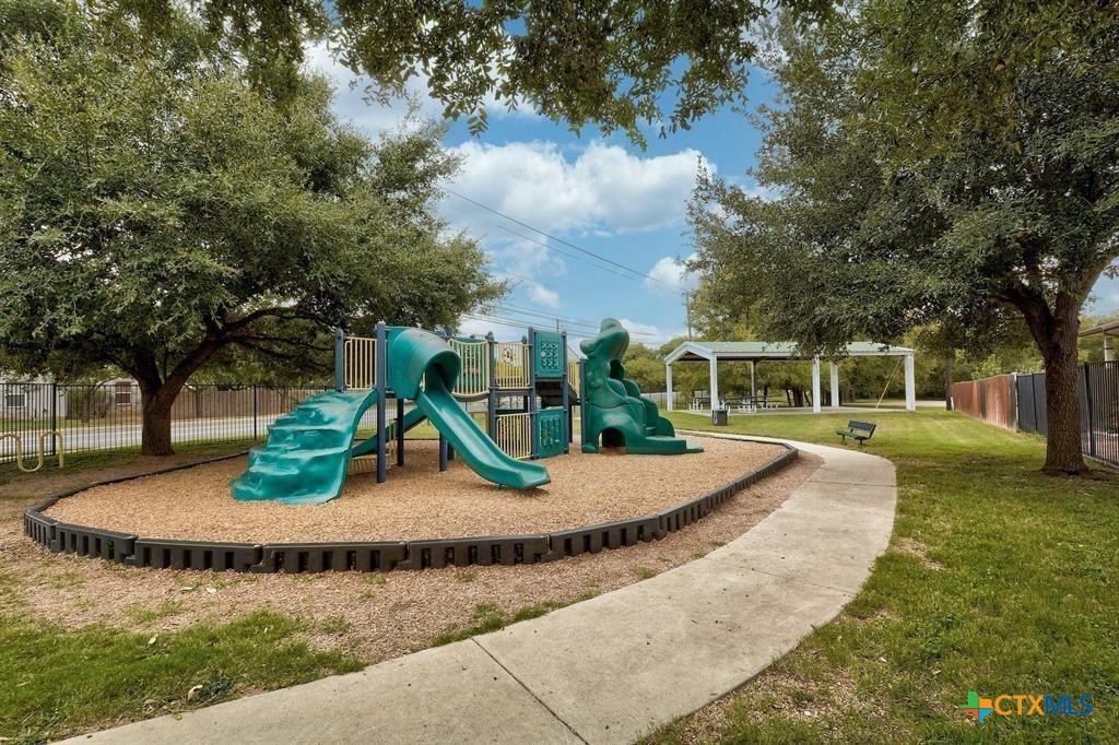 3107 Crownover Street Property Photo 27