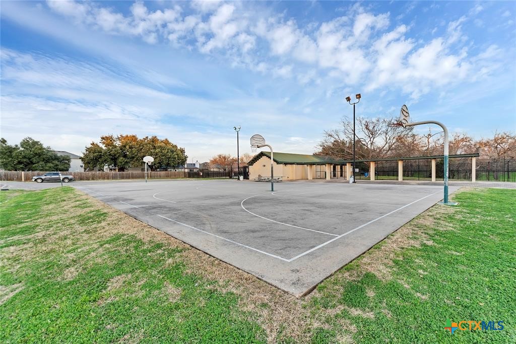 3107 Crownover Street Property Photo 29